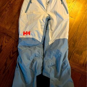Helly Hansen girls junior ski pants.
